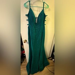 Milano Formals Turquoise Green Prom/Formal Dress Size 14